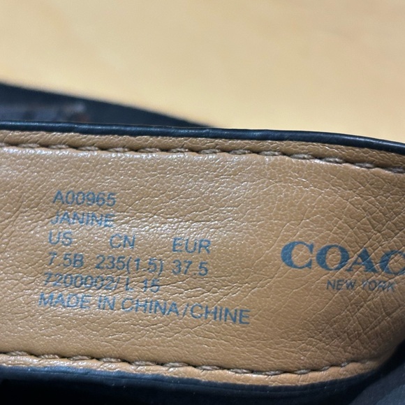 AUTHENTIC COACH Janine Leather Upper, Foam Logo Monogrammed Slides Sandals - Picture 2 of 11